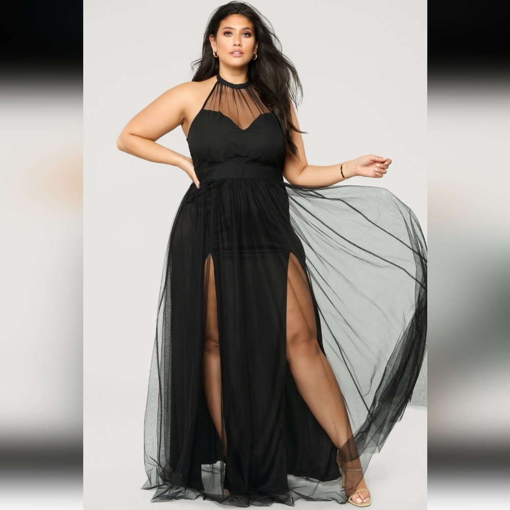 Fashion Nova Dress 🖤 - Picture 2 of 16